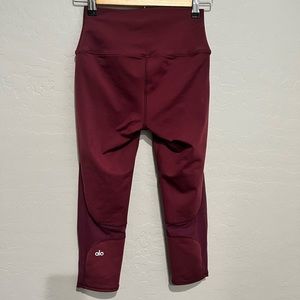 Alo Burgundy Leggings with Mesh Panels, Size XS